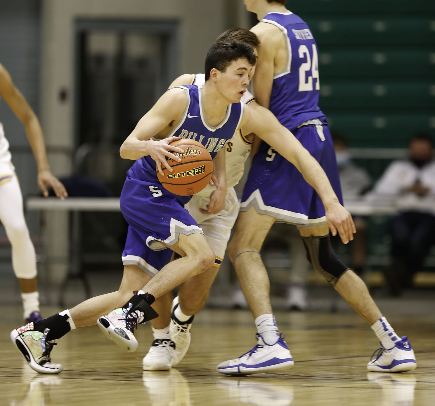 031121-ir-spt-boys-basketball-Skyview-5.jpg